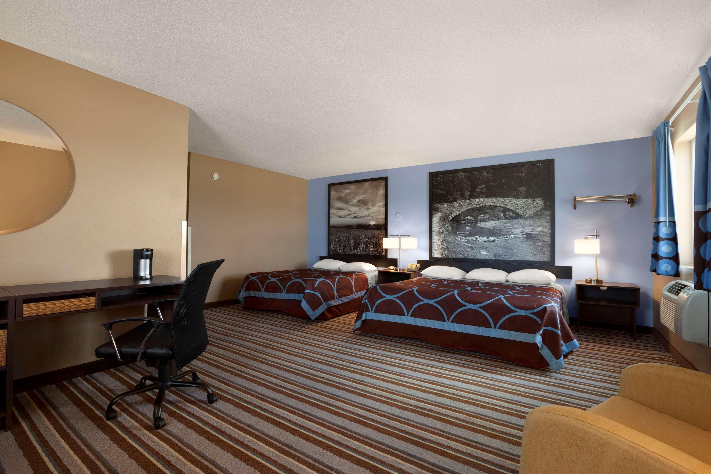 Motel Super 8 By Wyndham Council Bluffs Ia Omaha Ne Area Exterior foto